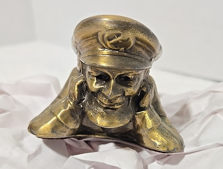 Vintage Solid Brass Pipe Rest – Smoker’s Accessory – Figurine Style – Desk Decor