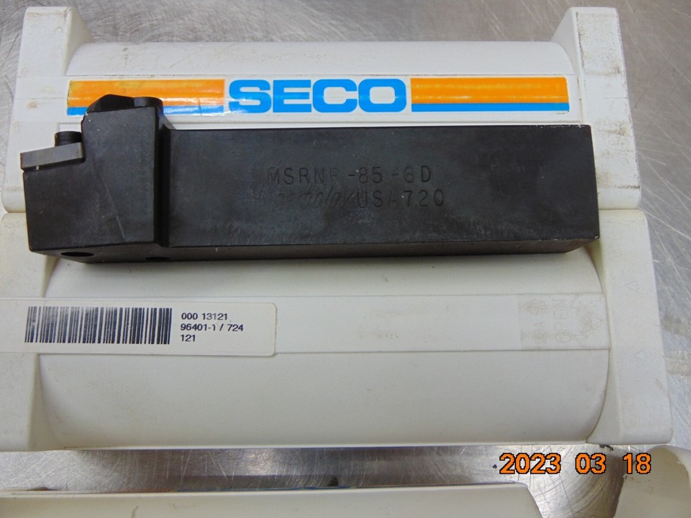 NEW SECO CARBOLOY MSRNR-85-6D  TURNING TOOL