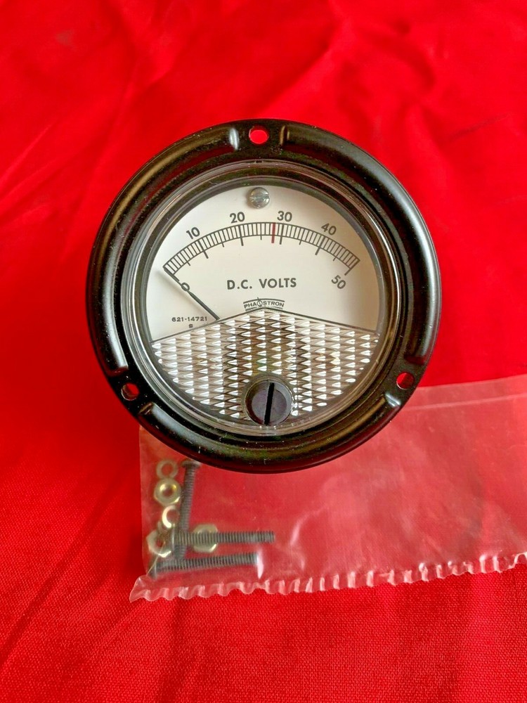 26-5769 Voltmeter, DC; 621-14721