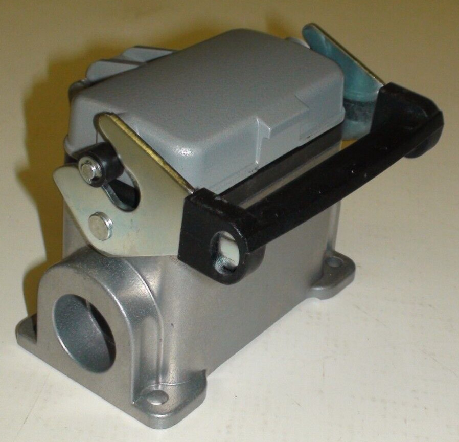 100369 EPIC HB 10 SURFACE MOUNT BASE, ONE ENTRY, COVER ,PG16