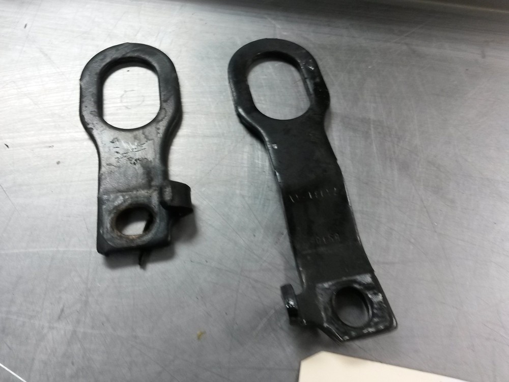 Engine Lift Bracket For 06-07 Ford Focus  2.0