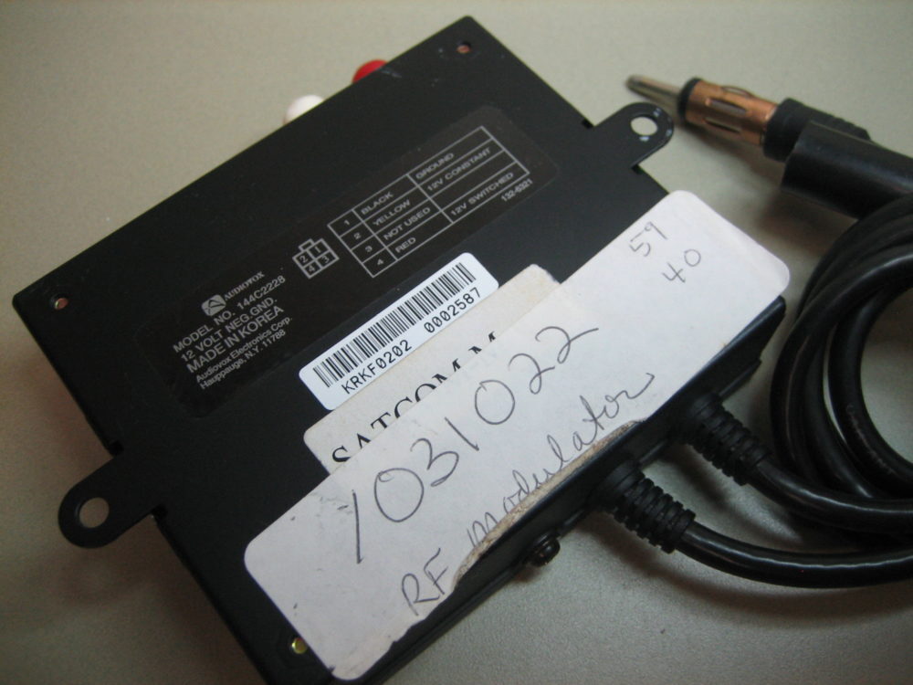 Audiovox 144C2228 Satellite Radio RF Modulator Box