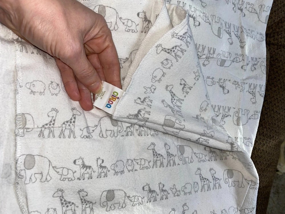 8S+ 9pc CLOUD ISLAND Two by Two Crib Set Quilt Comforter Blanket & Fitted Sheets