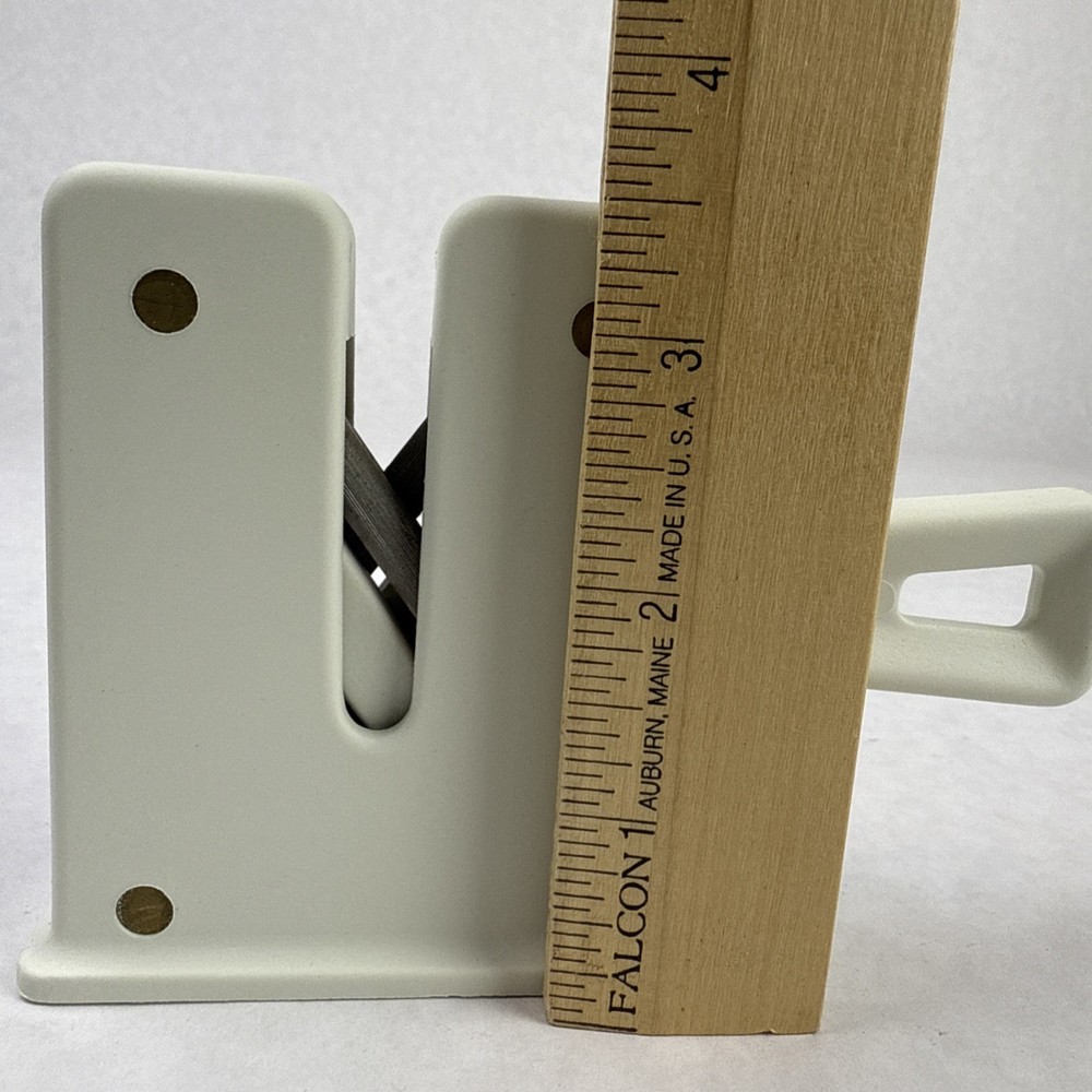 The Sharpery Chantry Pull Thru Knife Sharpener Handheld White With Instructions