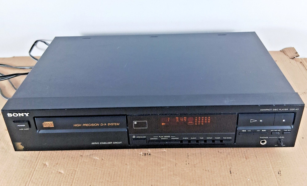 Vintage Sony CDP-43 Compact Disc Player
