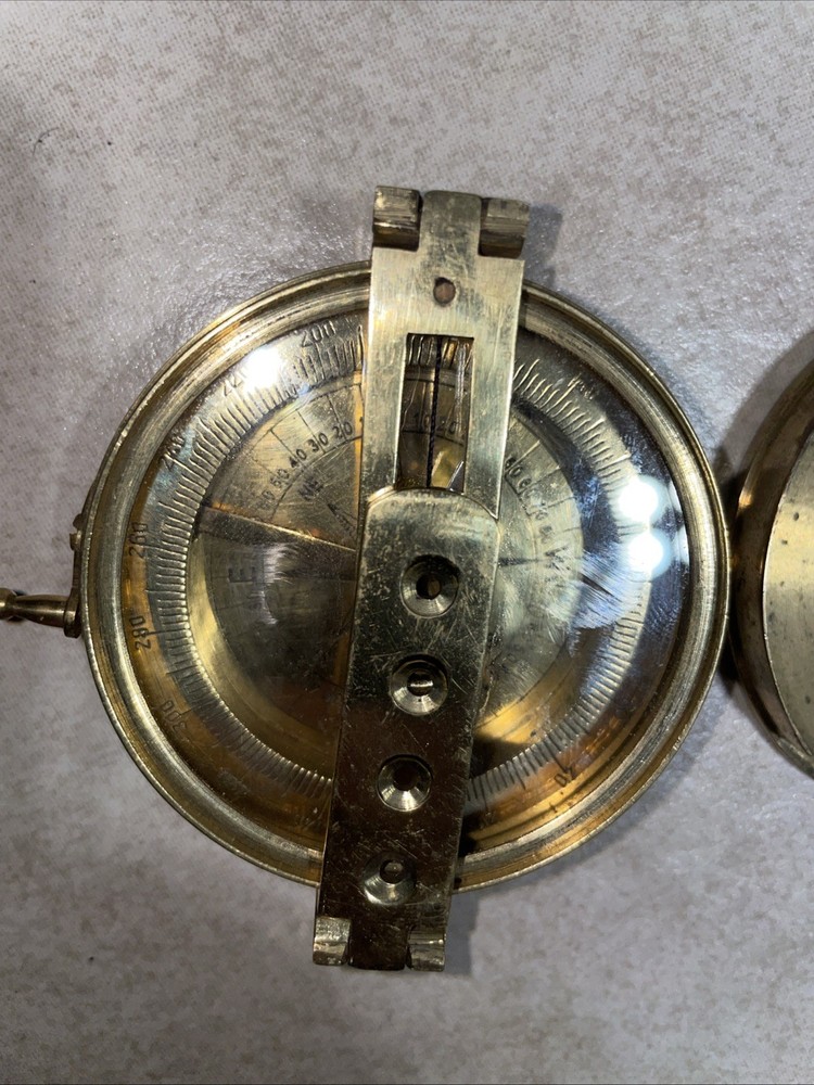 Brass Compass ~ Directional Sighting Style ~ With Cover