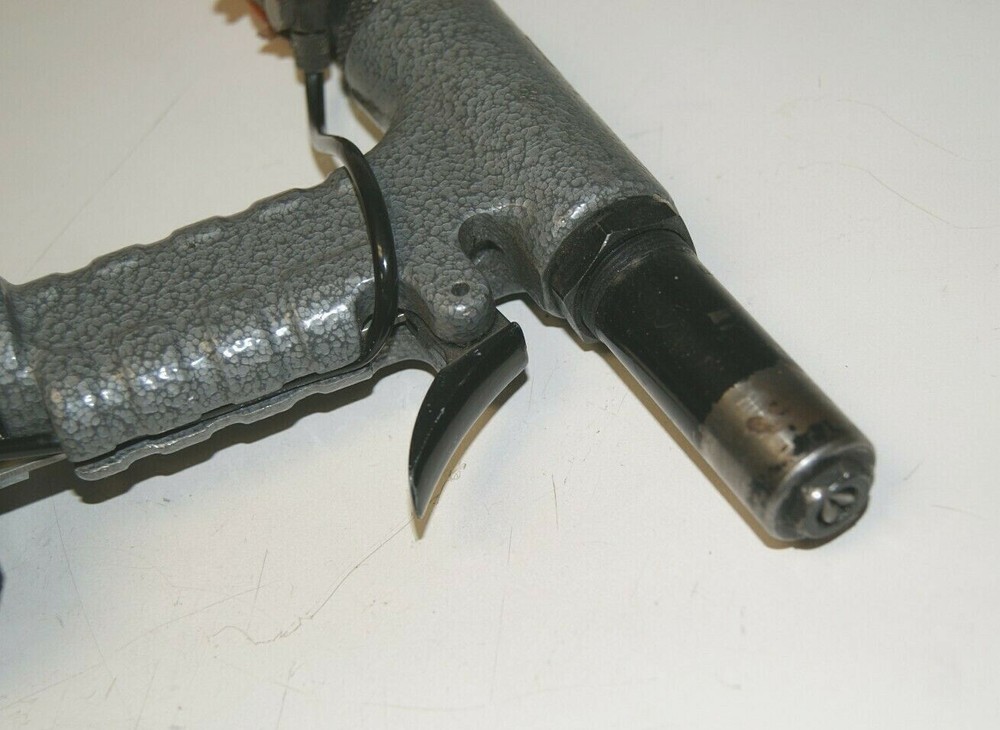 Air Pneumatic Riveter Gun 90 psi