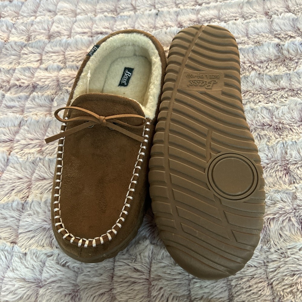 Bass& Co. Men Brown Slippers size large New