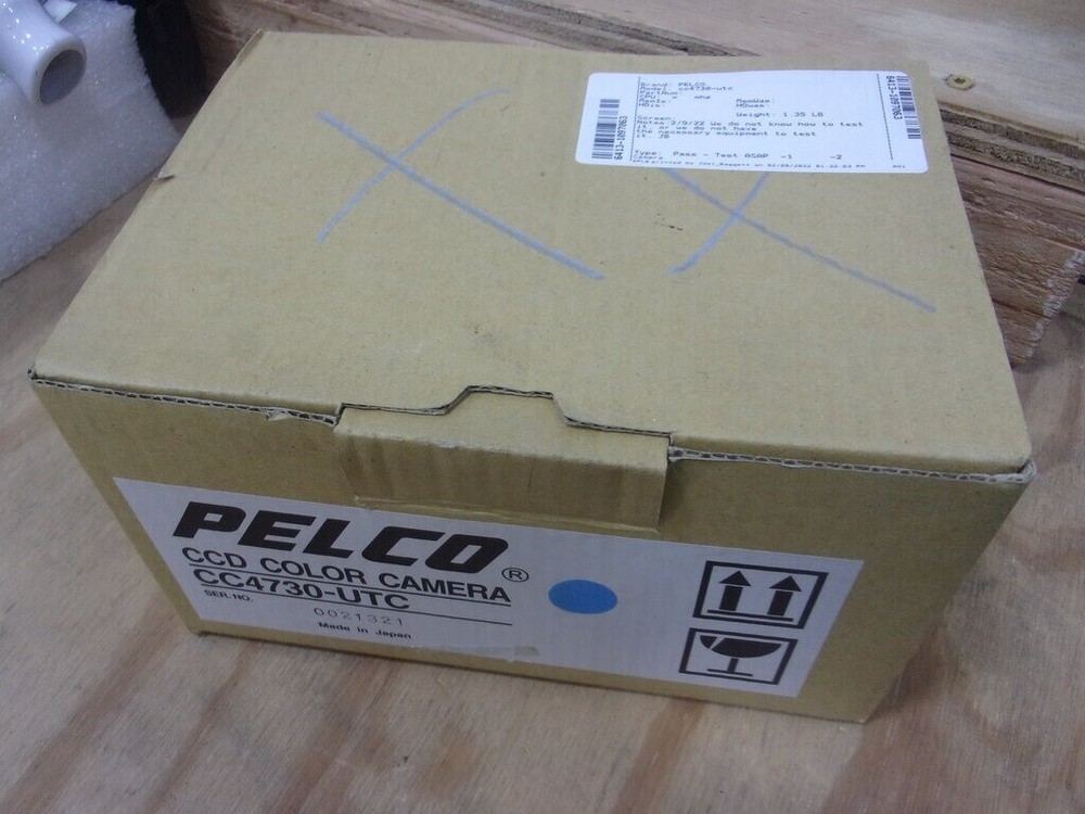 Pelco CC4730-UTC CCD Color Video Camera Security Surveillance SEE NOTES