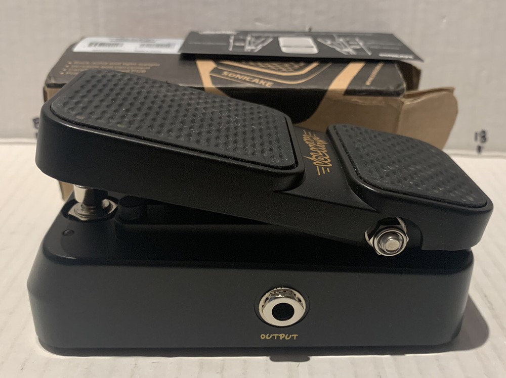 Wah Volume Combo Pedal