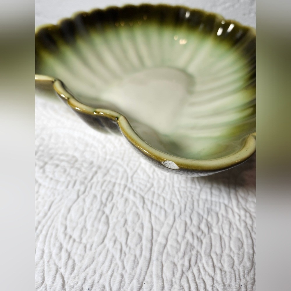 Vintage Hull Scalloped Ceramic Dish #34