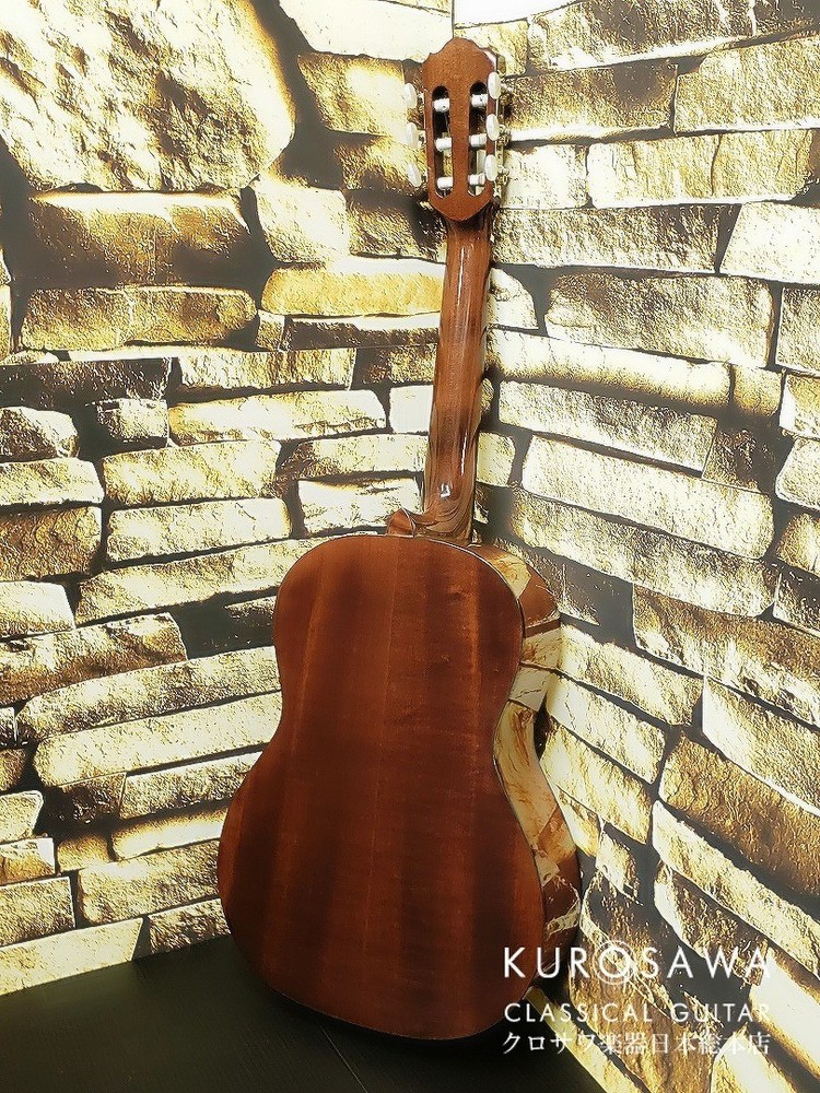 Hora 3/4 Pine Maple Classical Guitar 570mm Short Scale All Solid