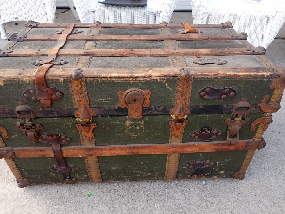 1920s Antique steamer Trunk