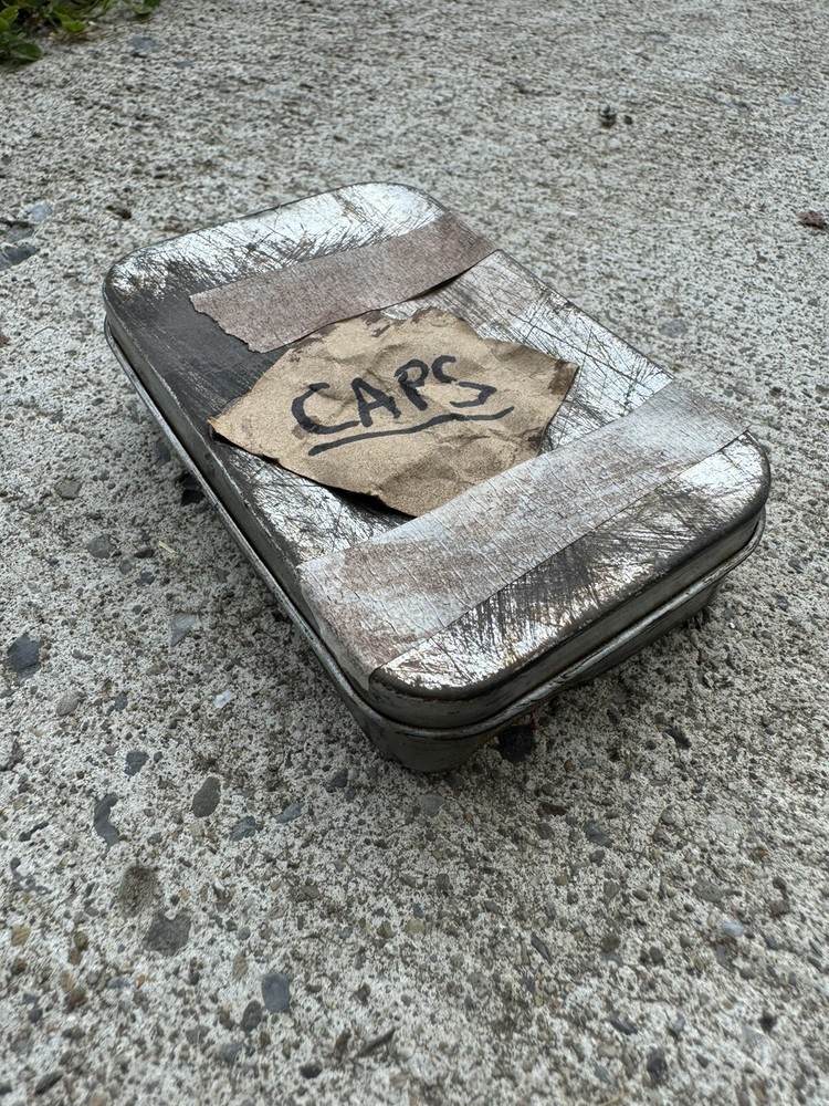 Fallout Cap Stash Tin a/ Caps  *Unofficial, Handmade*