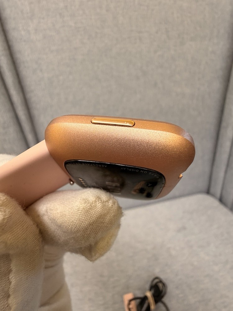 Fitbit Versa 2 Activity Tracker copper rose color - Read Description