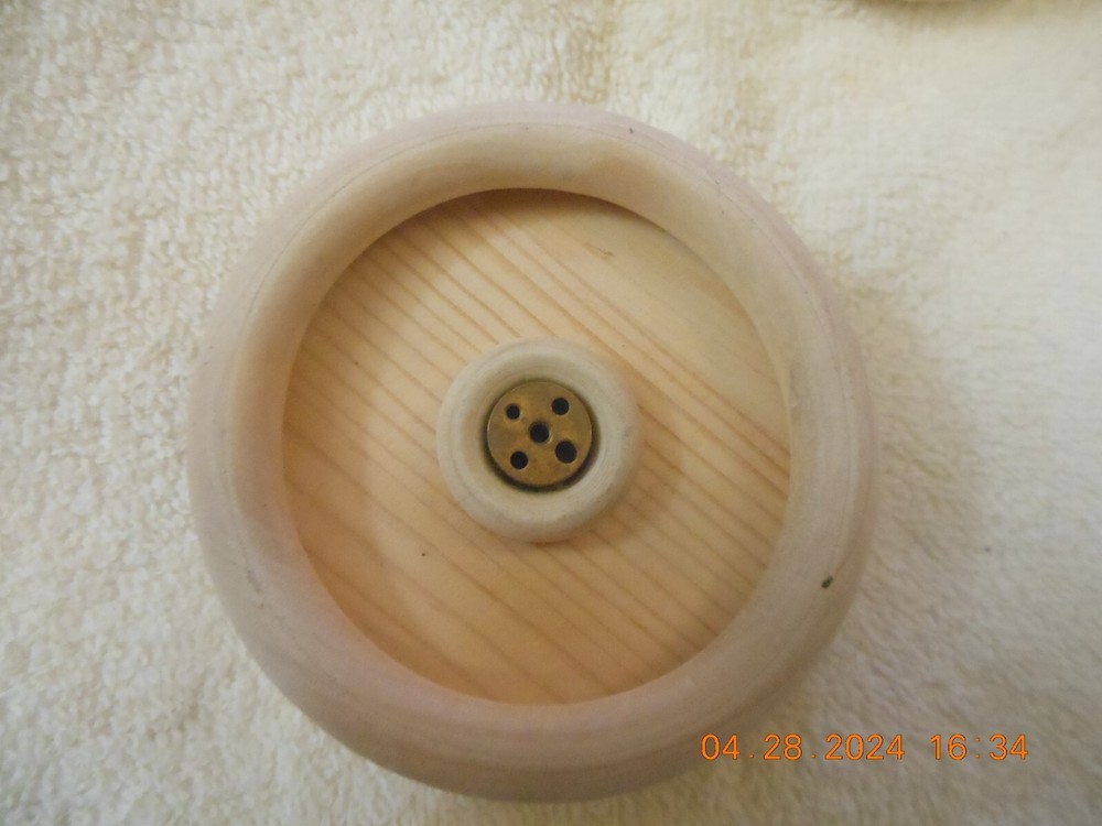 2 WOODEN INCENSE HOLDERS / HOLDS 5 DIFF SIZES / 3" DIAMETER / FOR INCENSE LOVER!