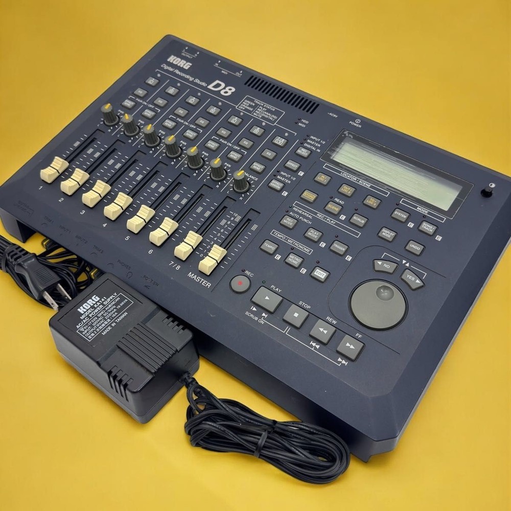KORG D8 Digital MTR Multi-Track Recorder