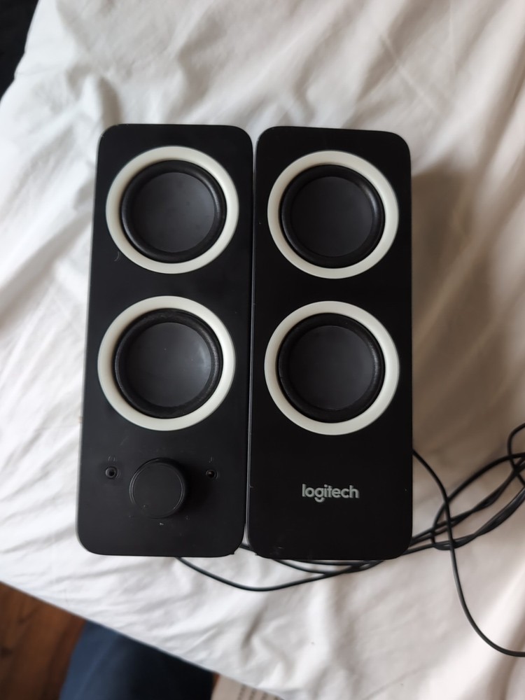 Logitech Z200 10W Multimedia Speakers, Pair - Black