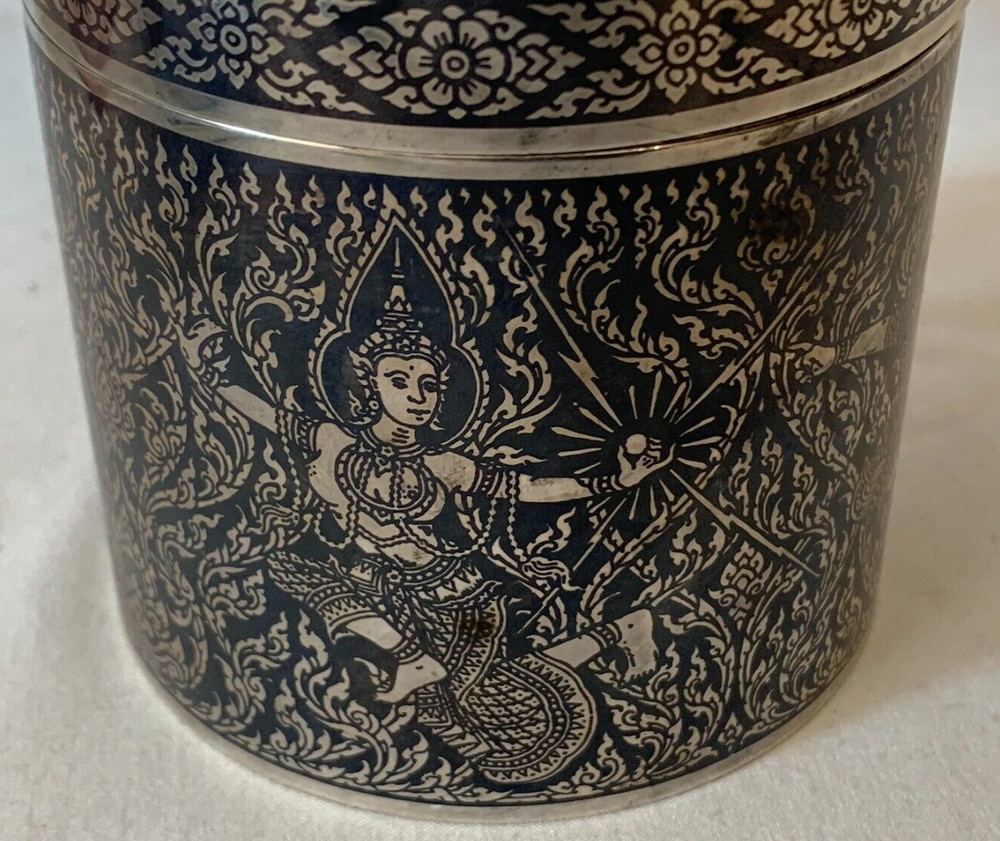 Vintage KA Siam Sterling Silver Neillo Round Box