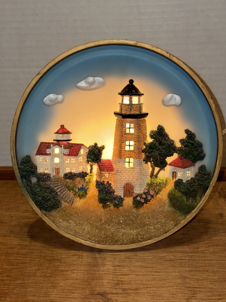 VINTAGE 3 DIMENSIONAL LIGHTHOUSE LIGHTED PLATE NIGHTLIGHT LAMP