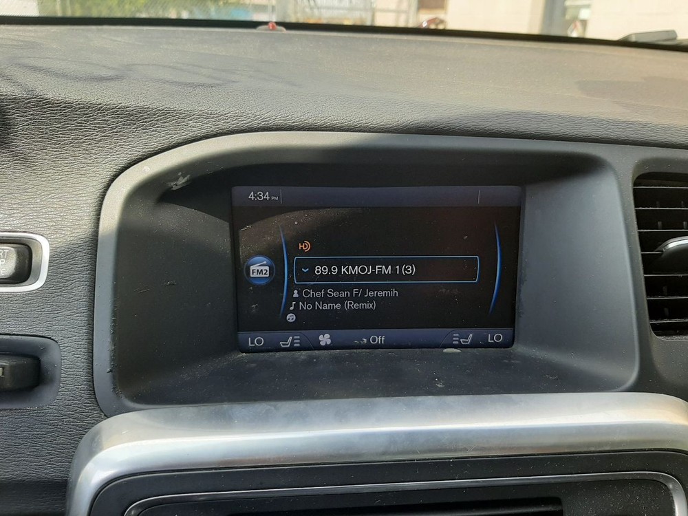 S60 2012 High Mounted Stop Light 1055605