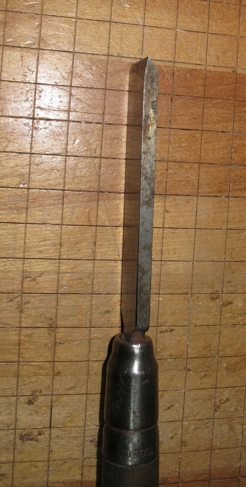 UNMARKED 7/8" CHISEL WITH LUTZ FILE HANDLE AND INCORRECT SHARPENING