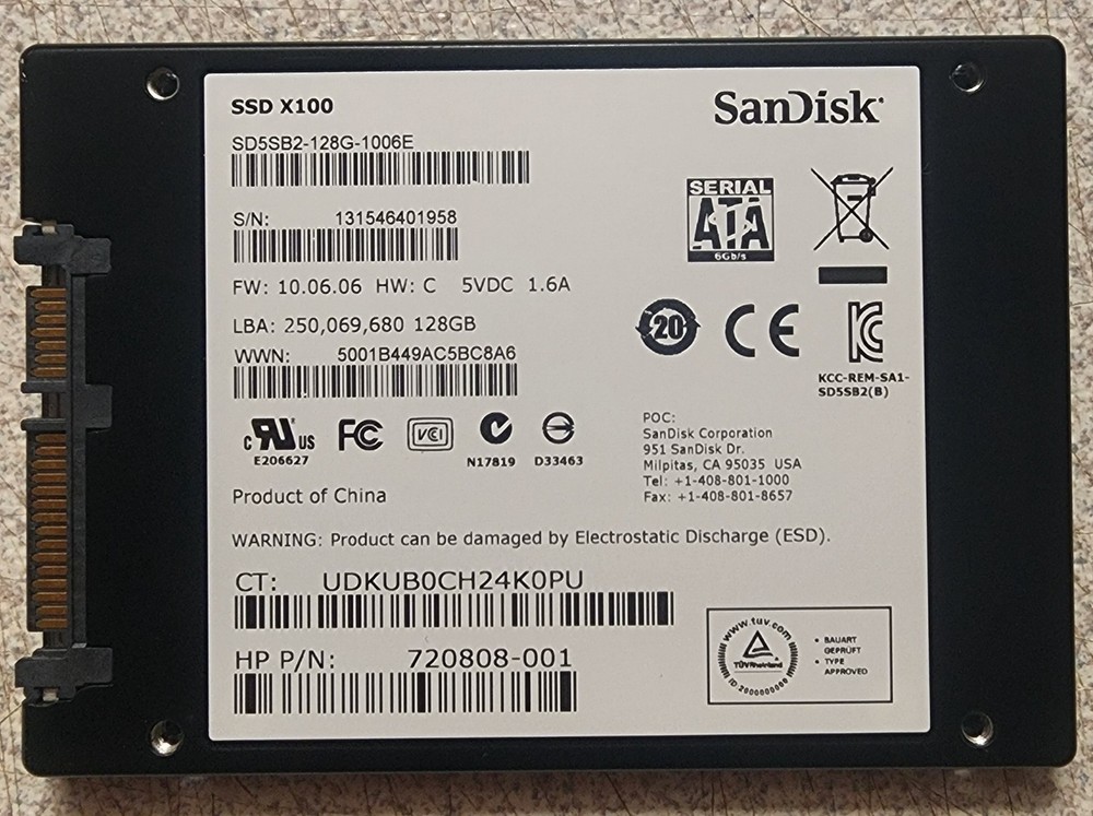 Sandisk 2.5" USB External Transparent 128GB SSD Drive w Cable