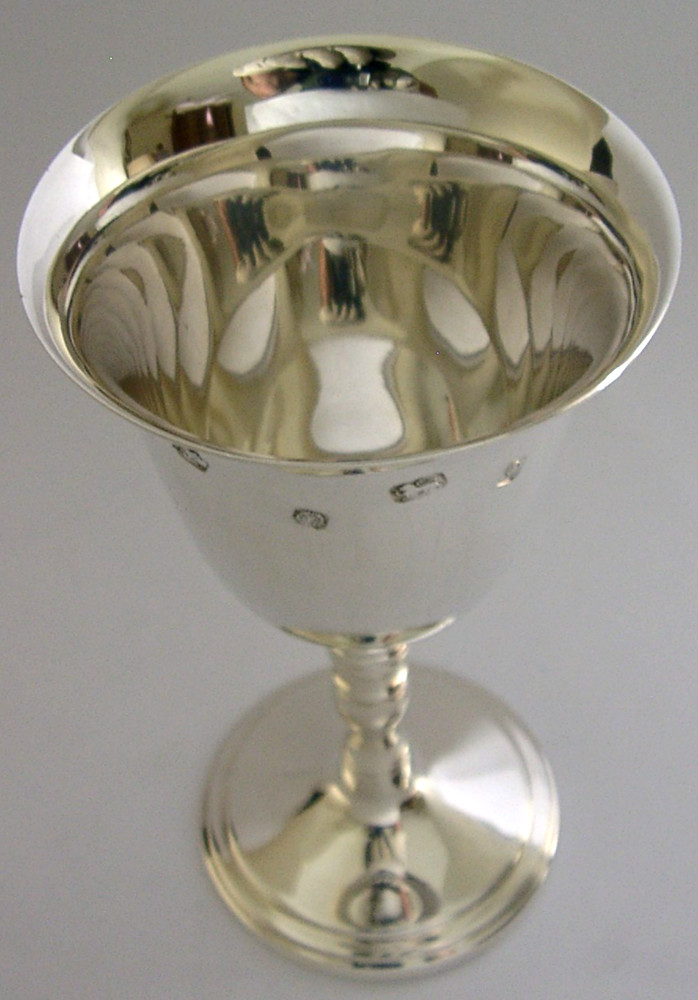 MINT ENGLISH SOLID STERLING SILVER WINE GOBLET CHALICE CUP 1978 BARWARE 166g