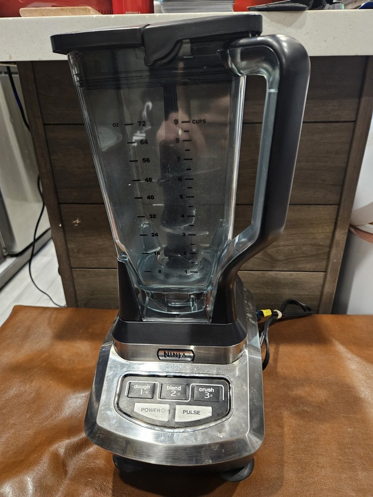 Ninja Black Blender Model #BL700 30 tested