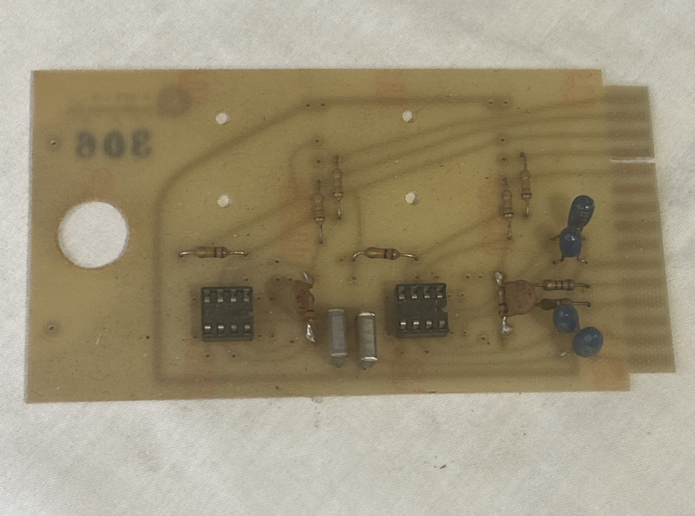 Auditronics A-BP2-1-A - Missing Op amps