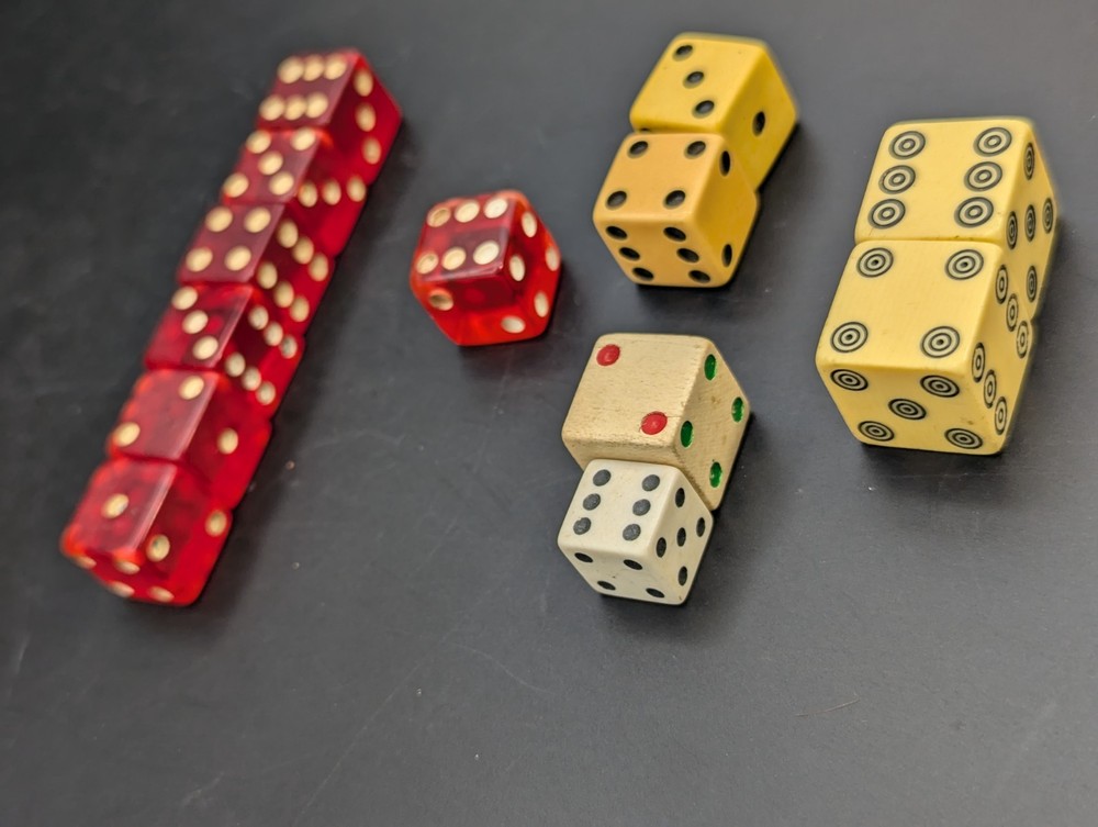 Vintage 7 Cherry Bakelite & 6 Bakelite Mix Dice Set
