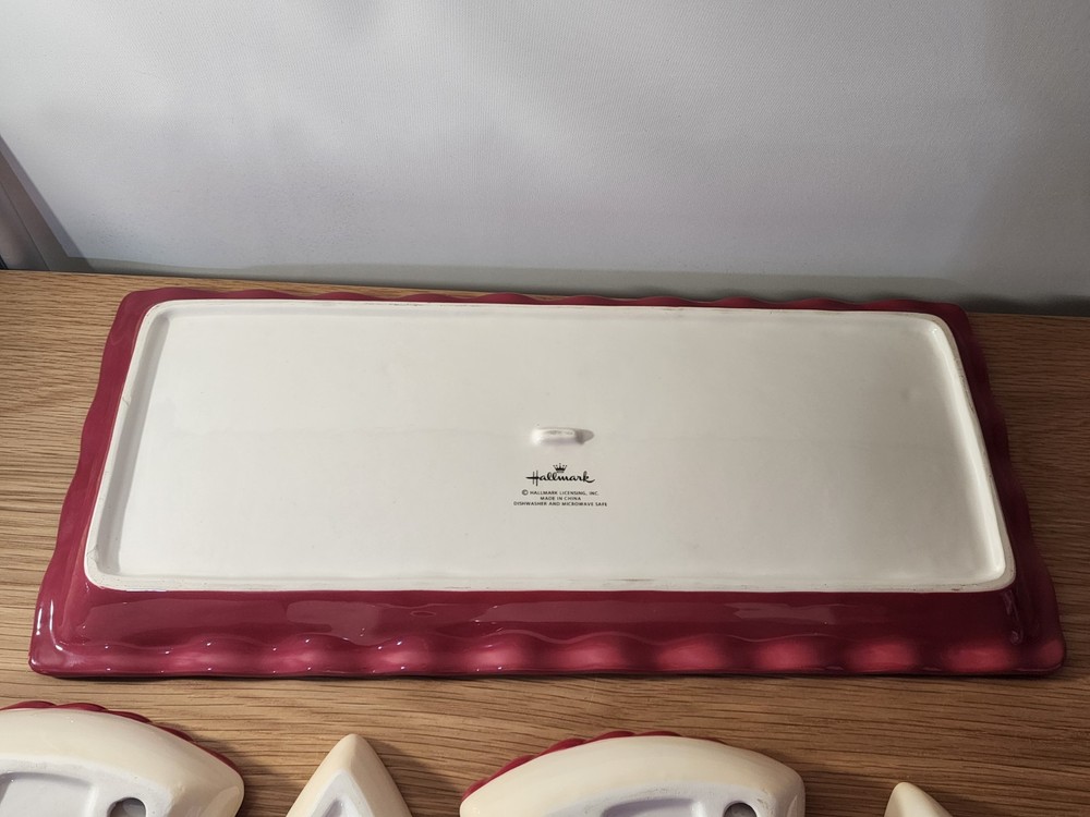 Hallmark Rectangular Serving Set with Pie Shaped Plates EUC 18" X 8.5"