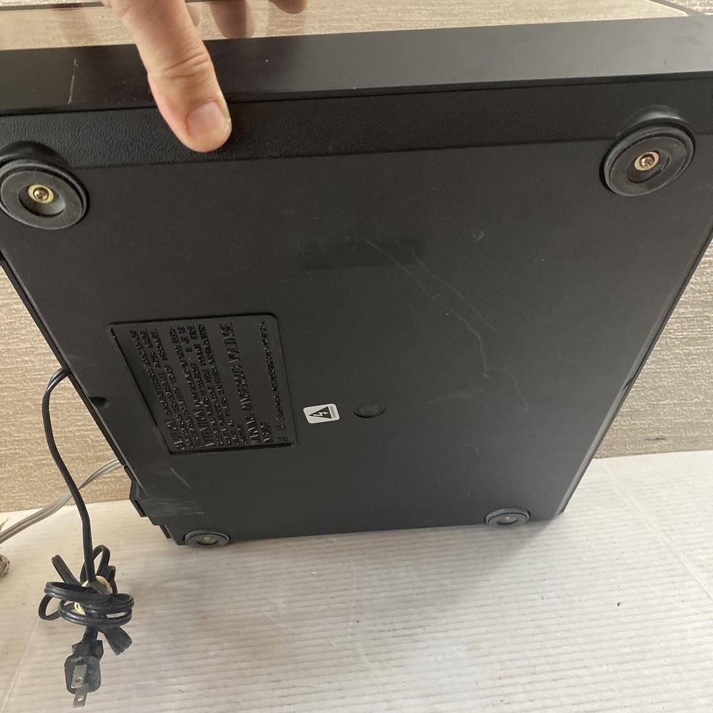 DENON Quartz DP-23F Micro Processor Controlled Fully Automatic Turntable WORKS!