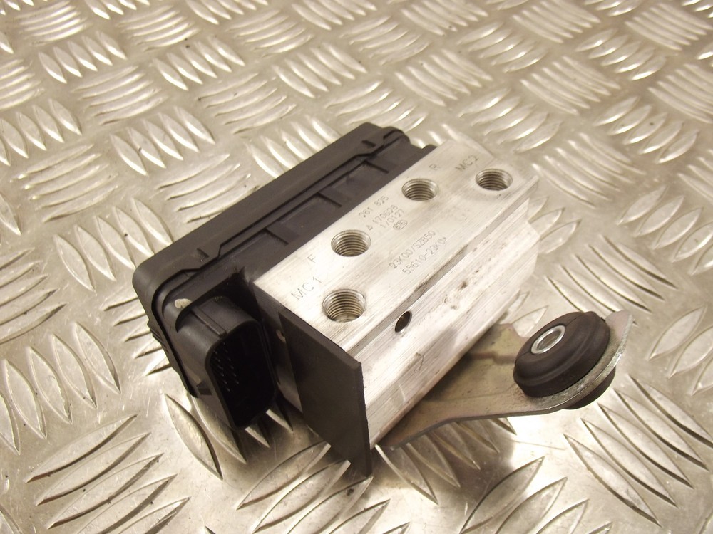 Suzuki GSX-S 125 2018 abs pump 2017 > 2018
