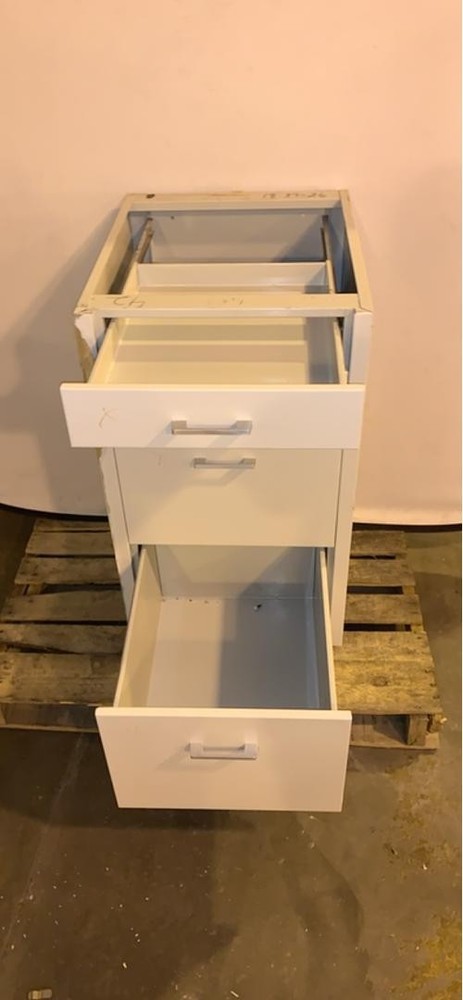 18" St Charles 4 Drawer Casework(S6LLST6733)