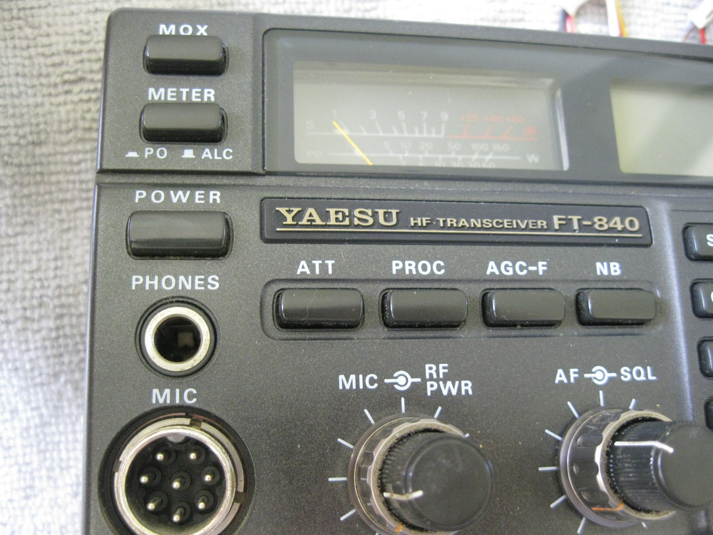 Yaesu FT-840 Front Panel COMPLETE and in Good shape and working as it should