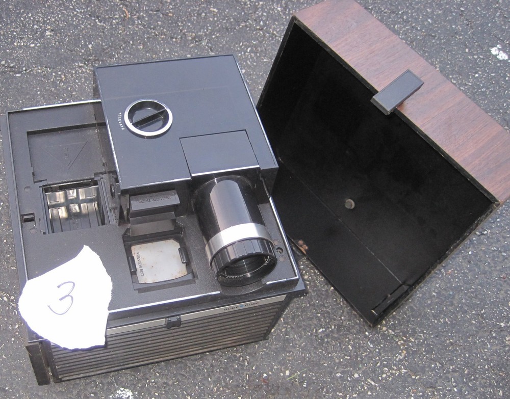 slide cube projector