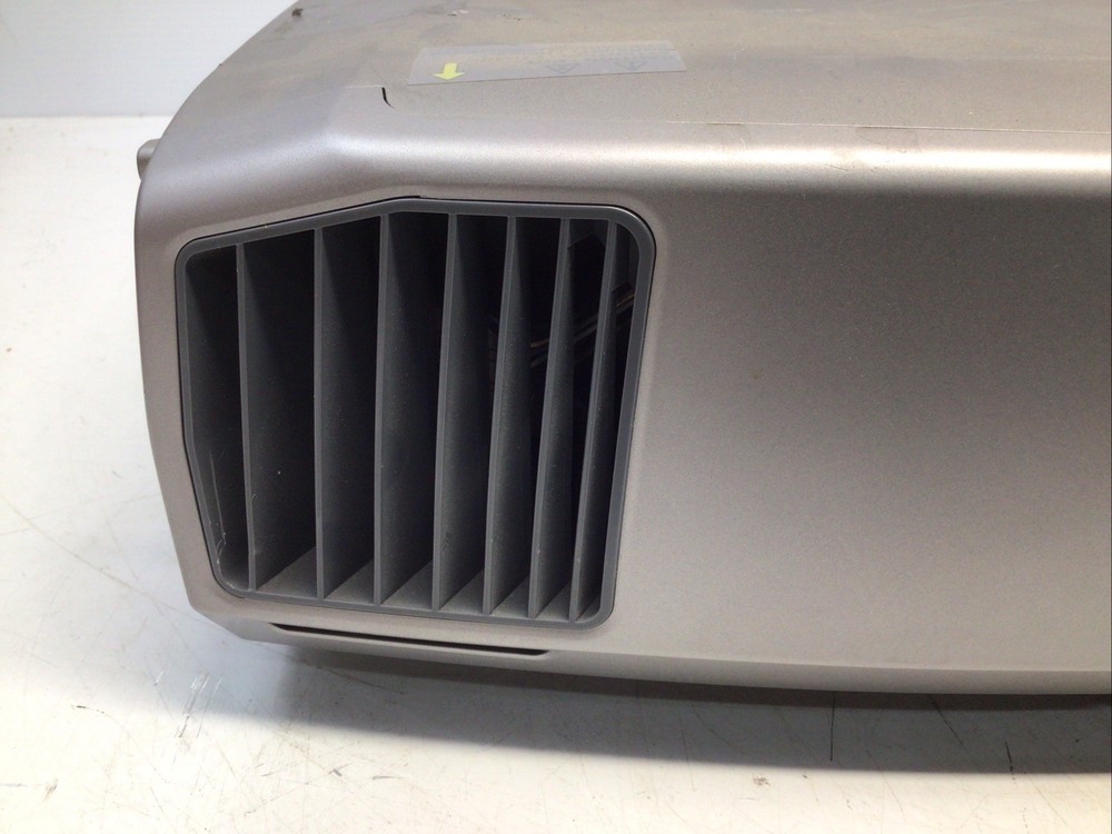 Epson LCD Projector Model Emp-7800