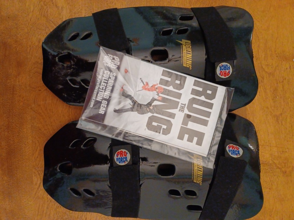 ProForce® Lightning Shin Guards Black Size LARGE