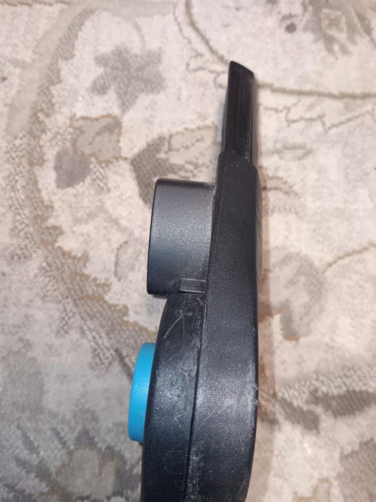 Thule Urban 2 Glide RIGHT OR STARBOARD SIDE SWAY HANDLE INSERT PART REPLACEMENT