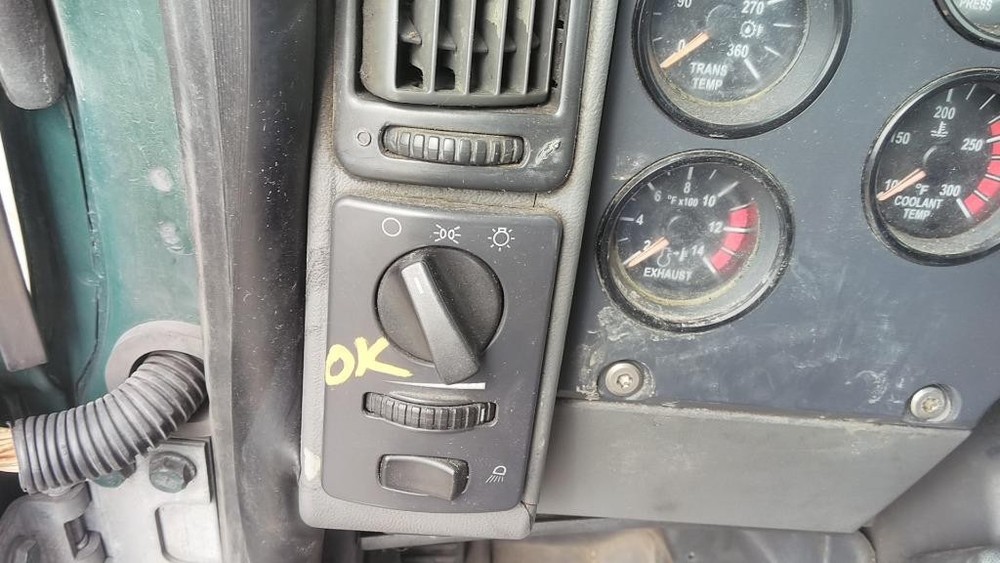 Replaces 2017 MACK CXU612 HEADLIGHT SWITCH ,  OH