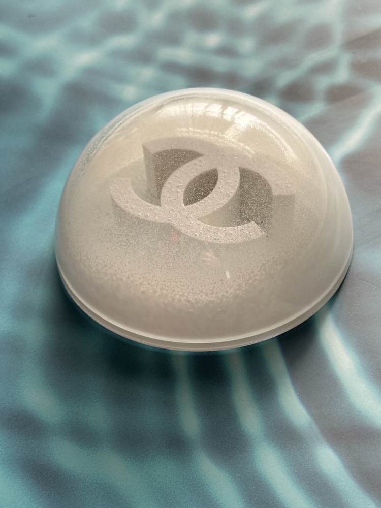Chanel Logo White Store Display Interior Display Chanel