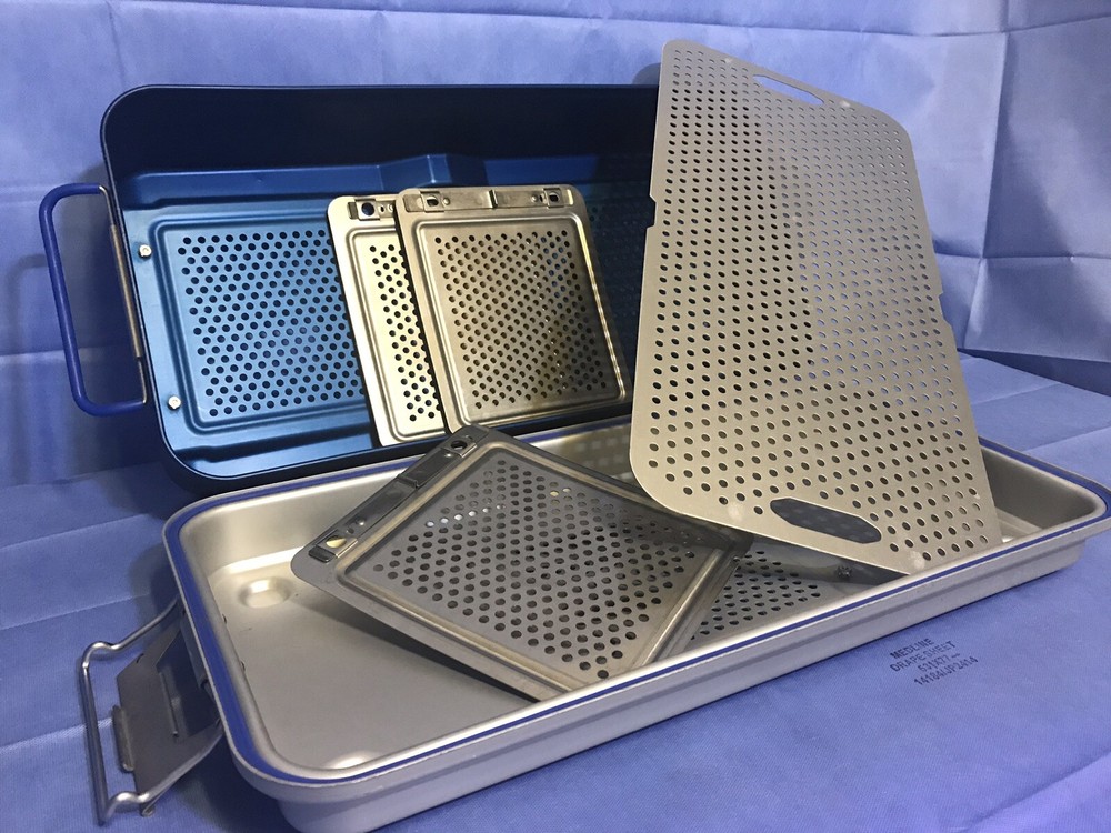 One Tray Sterilization Container Very Good Condition