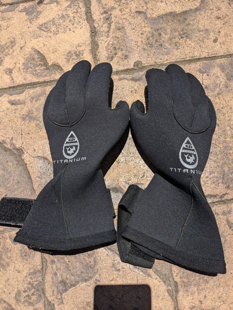 Parkway Titanium T1 Diving Gloves