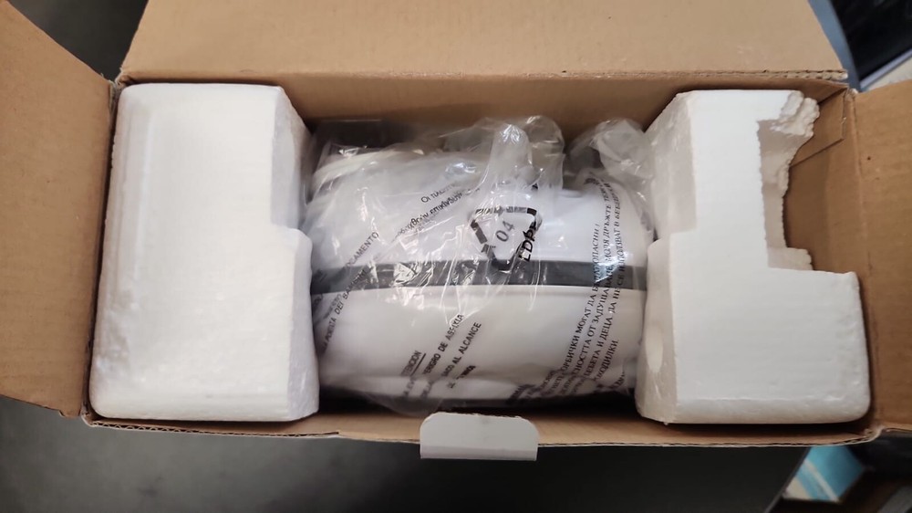 Courant 7-inch Belgian Waffle Maker -White