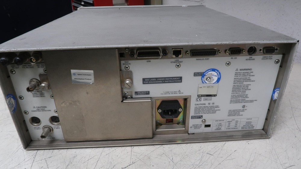 HP 8712ET RF NETWORK ANALYZER M0262