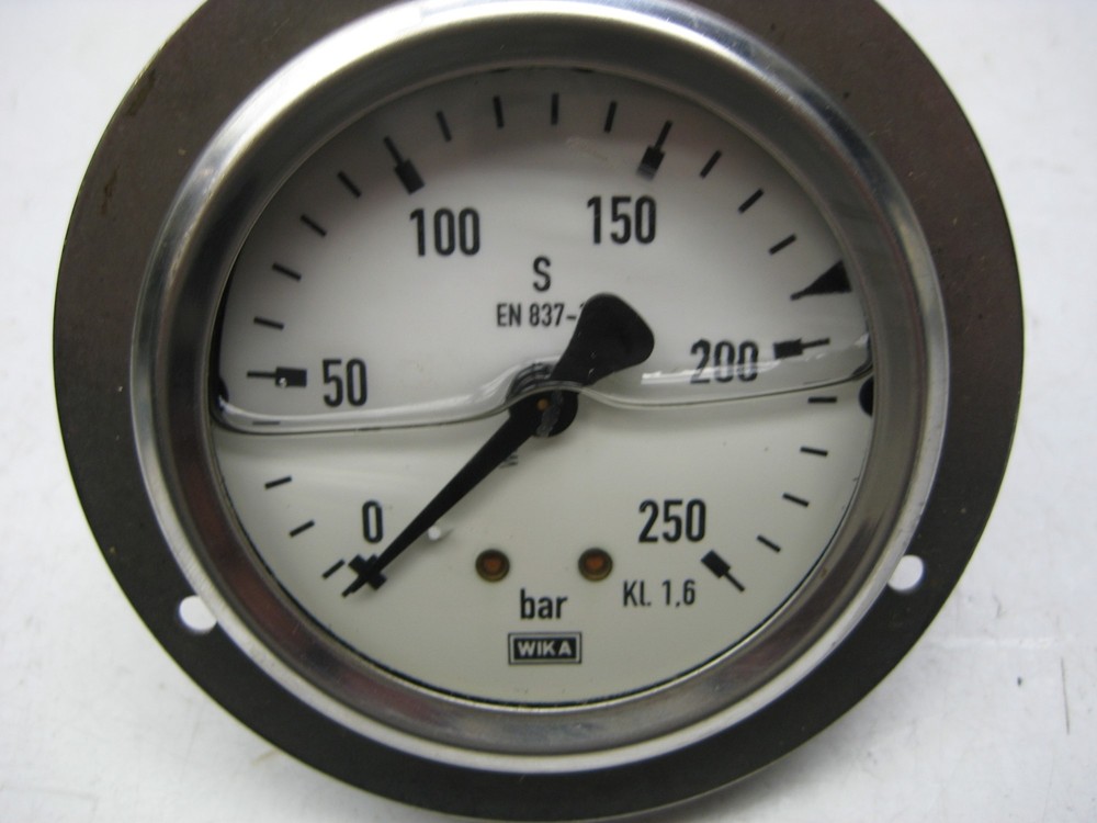 WIKA GAUGE 0-250 LIQUID FILLED NSNP