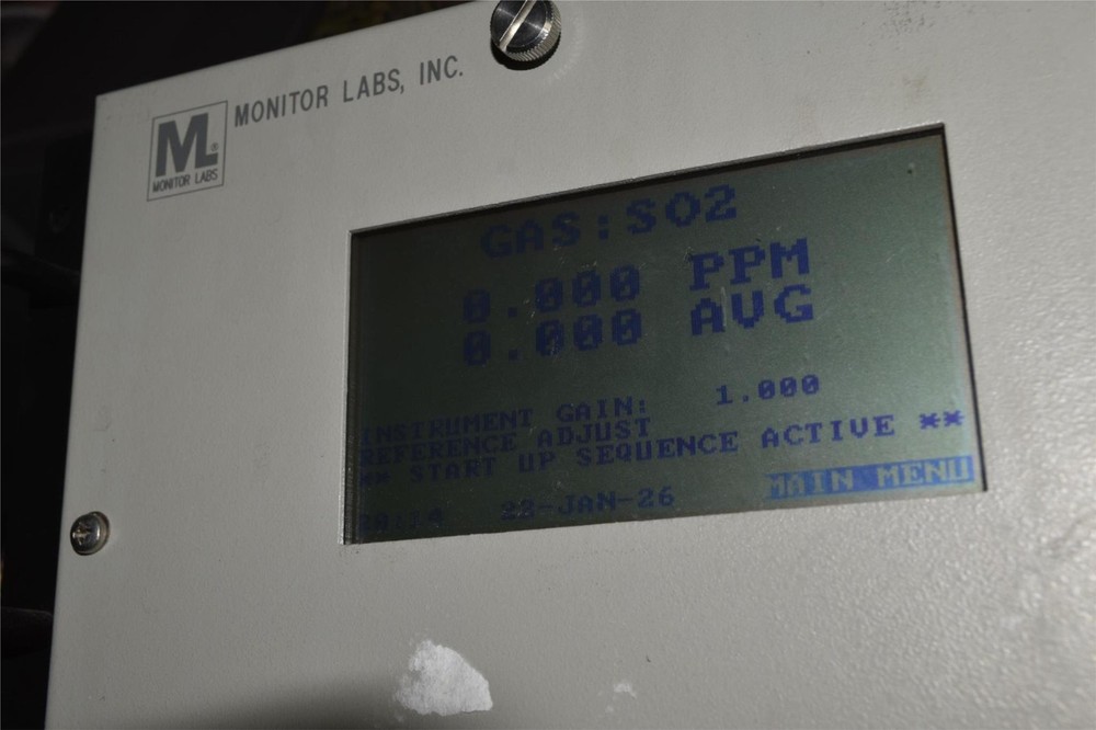 MONITOR LABS ML 9850B SO2 FLUORESCENCE ANALYZER (ZBZ26)