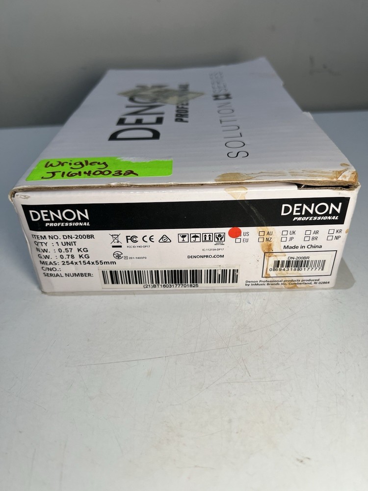 Denon DN-200BR Bluetooth Receiver. Open Box