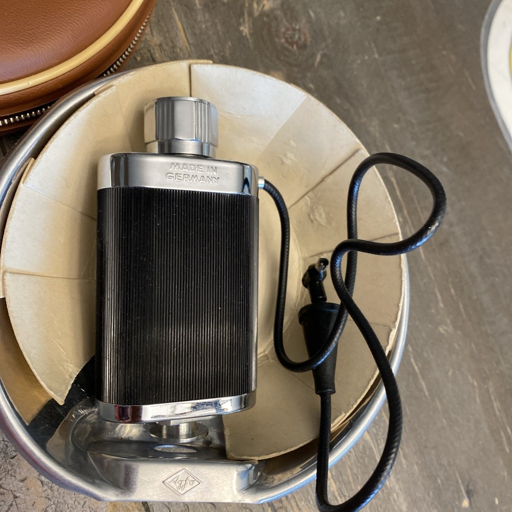 Agfa Vintage Flash - Reflector And Flash Unit Only With Case Untested See Pics